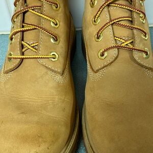 Timberland Tan Leather boy’s Boots size 2.5